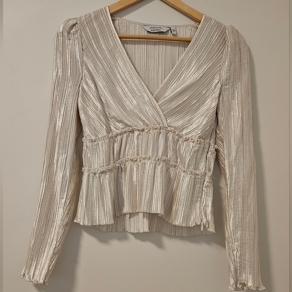 & other stories please wrap top in shiny off white, US 4